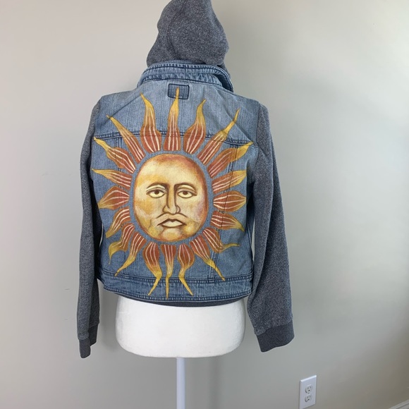 American Eagle Denim Jacket Painted Sun Face - Picture 3 of 7
